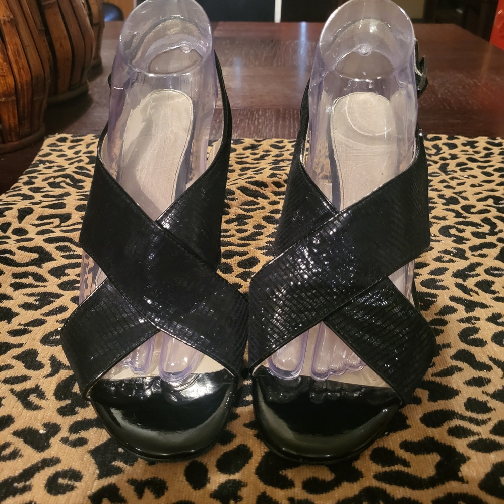 Calvin Klein Elegant Black Crisscross Heels